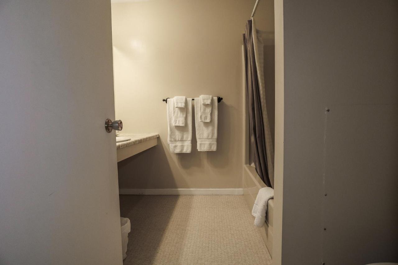 Atlantic Motel Berry Mills エクステリア 写真